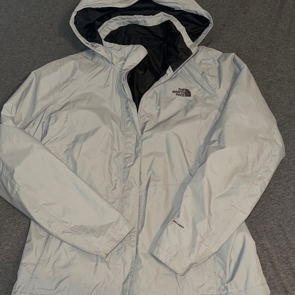 Woman’s The North Face Silver Coat